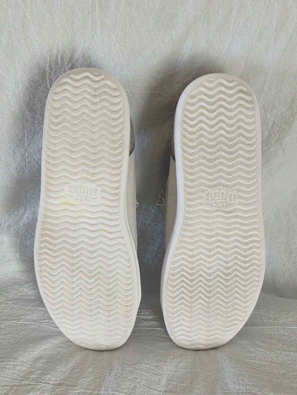 HEYDUDE Cody M Craft White Sneakers Mens Size 8 Canvas Slip On Cream